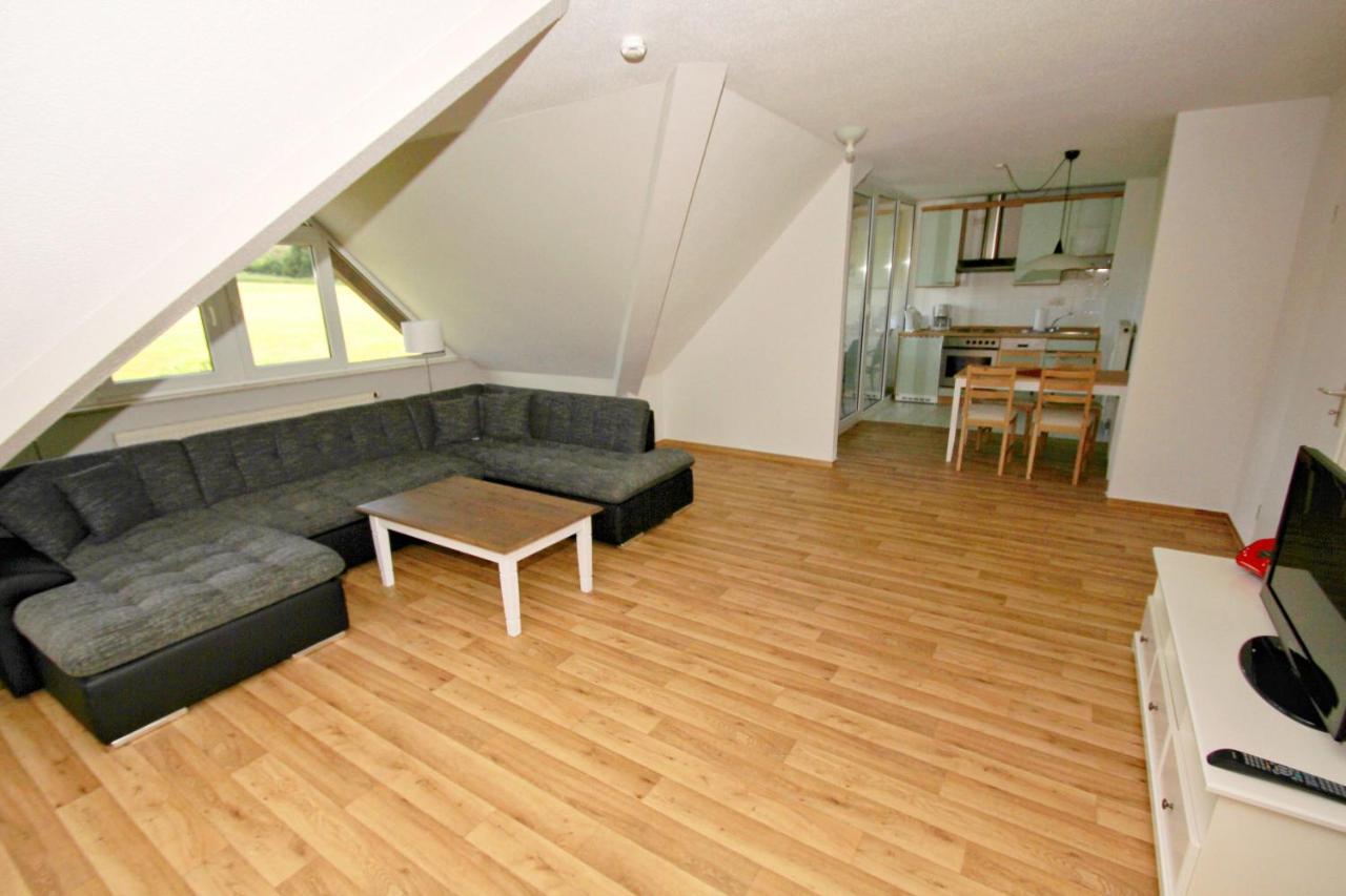 Strandnah Mit Balkon, Gratis Nutzung Vom Ahoi Erlebnisbad Und Sauna In Sellin - Strandhaus Moenchgut Fewo21 Lobbe Ngoại thất bức ảnh