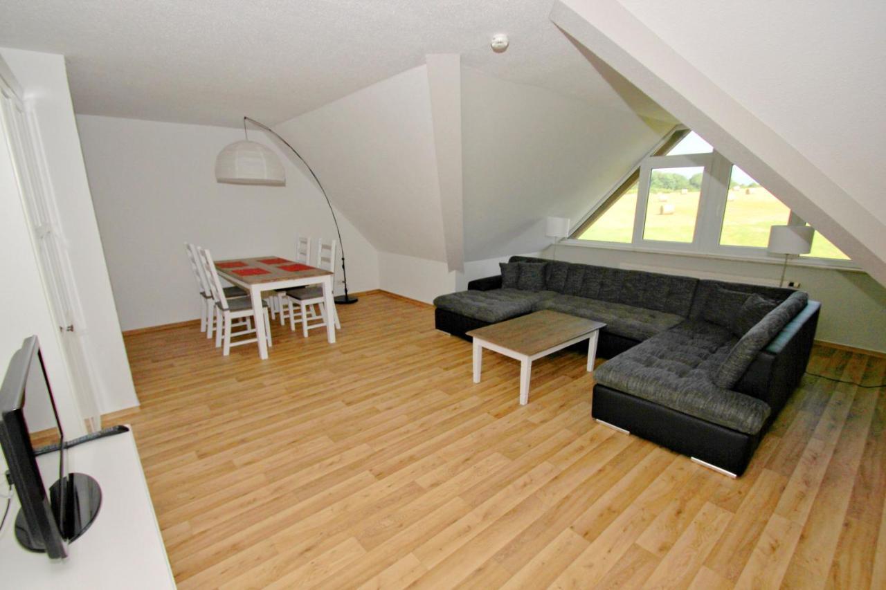 Strandnah Mit Balkon, Gratis Nutzung Vom Ahoi Erlebnisbad Und Sauna In Sellin - Strandhaus Moenchgut Fewo21 Lobbe Ngoại thất bức ảnh