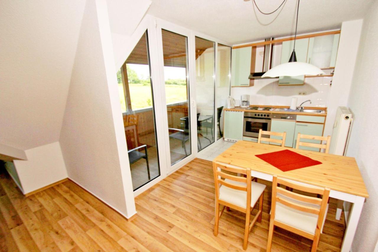 Strandnah Mit Balkon, Gratis Nutzung Vom Ahoi Erlebnisbad Und Sauna In Sellin - Strandhaus Moenchgut Fewo21 Lobbe Ngoại thất bức ảnh