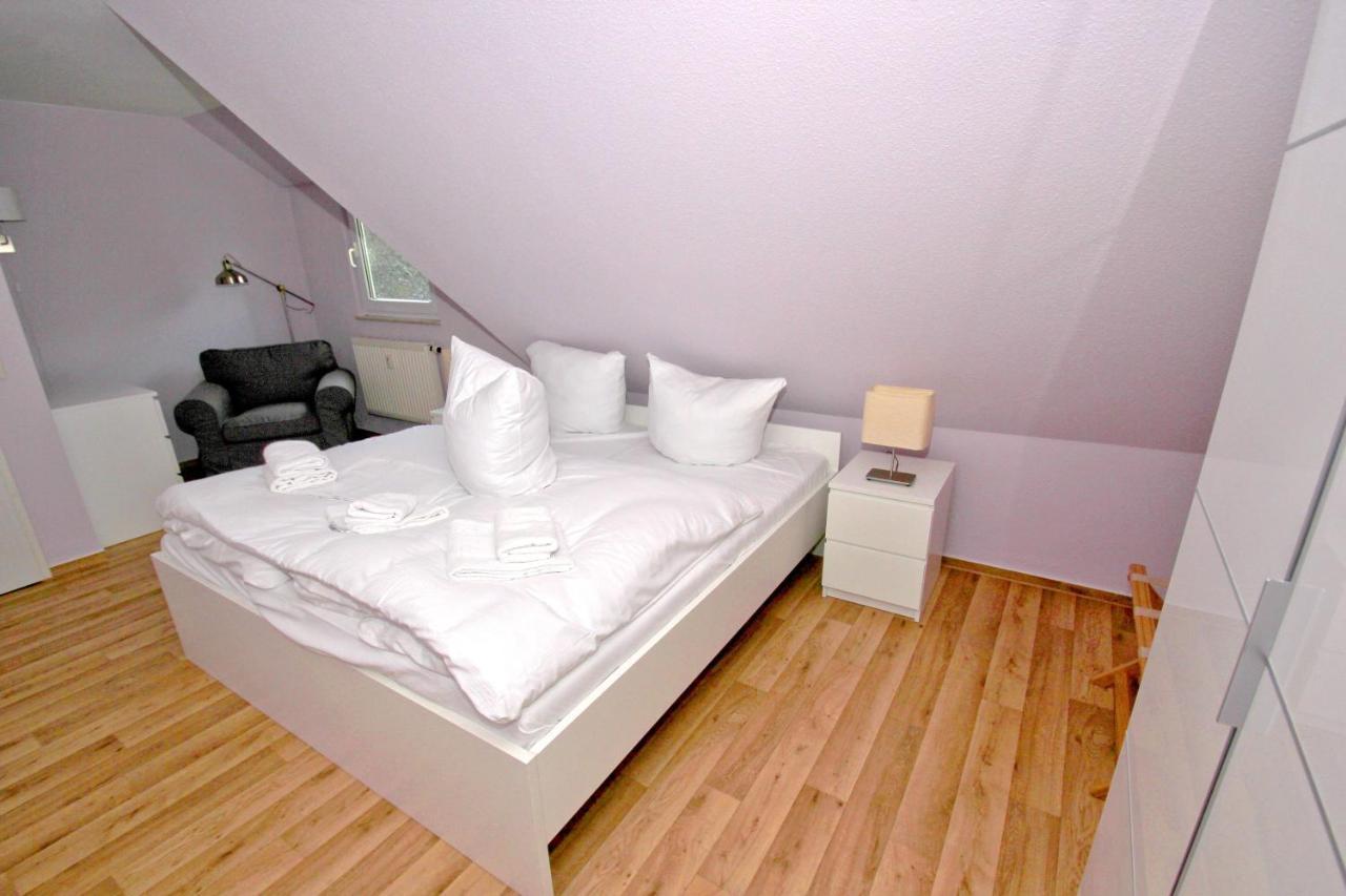 Strandnah Mit Balkon, Gratis Nutzung Vom Ahoi Erlebnisbad Und Sauna In Sellin - Strandhaus Moenchgut Fewo21 Lobbe Ngoại thất bức ảnh