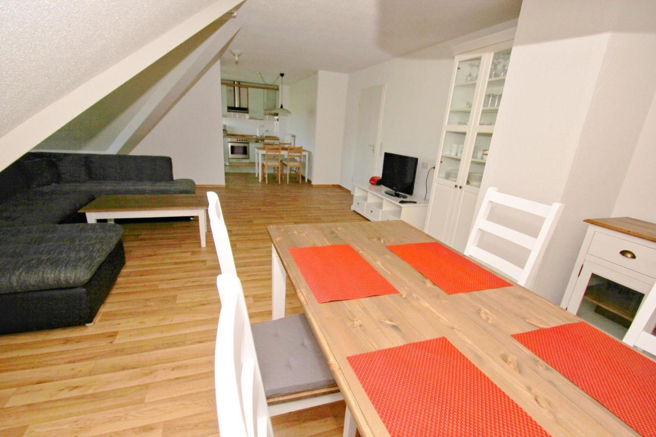 Strandnah Mit Balkon, Gratis Nutzung Vom Ahoi Erlebnisbad Und Sauna In Sellin - Strandhaus Moenchgut Fewo21 Lobbe Ngoại thất bức ảnh